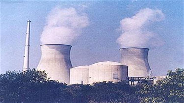 India to Sign Nuclear, Gorshkov Deals With Russia